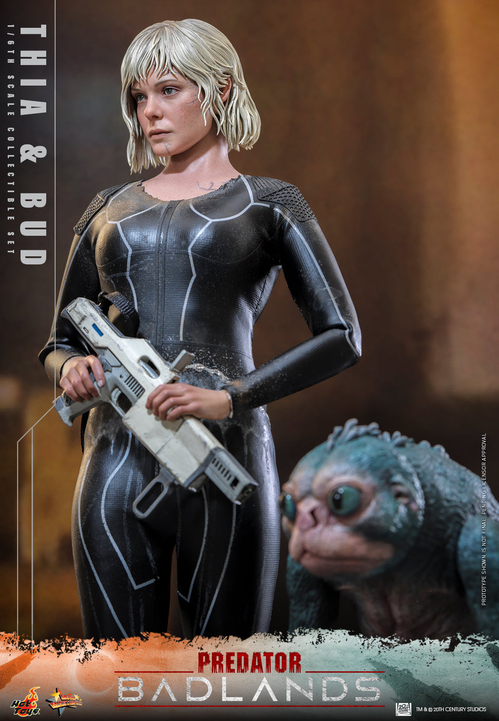 Hot Toys Thia and Bud collectible set