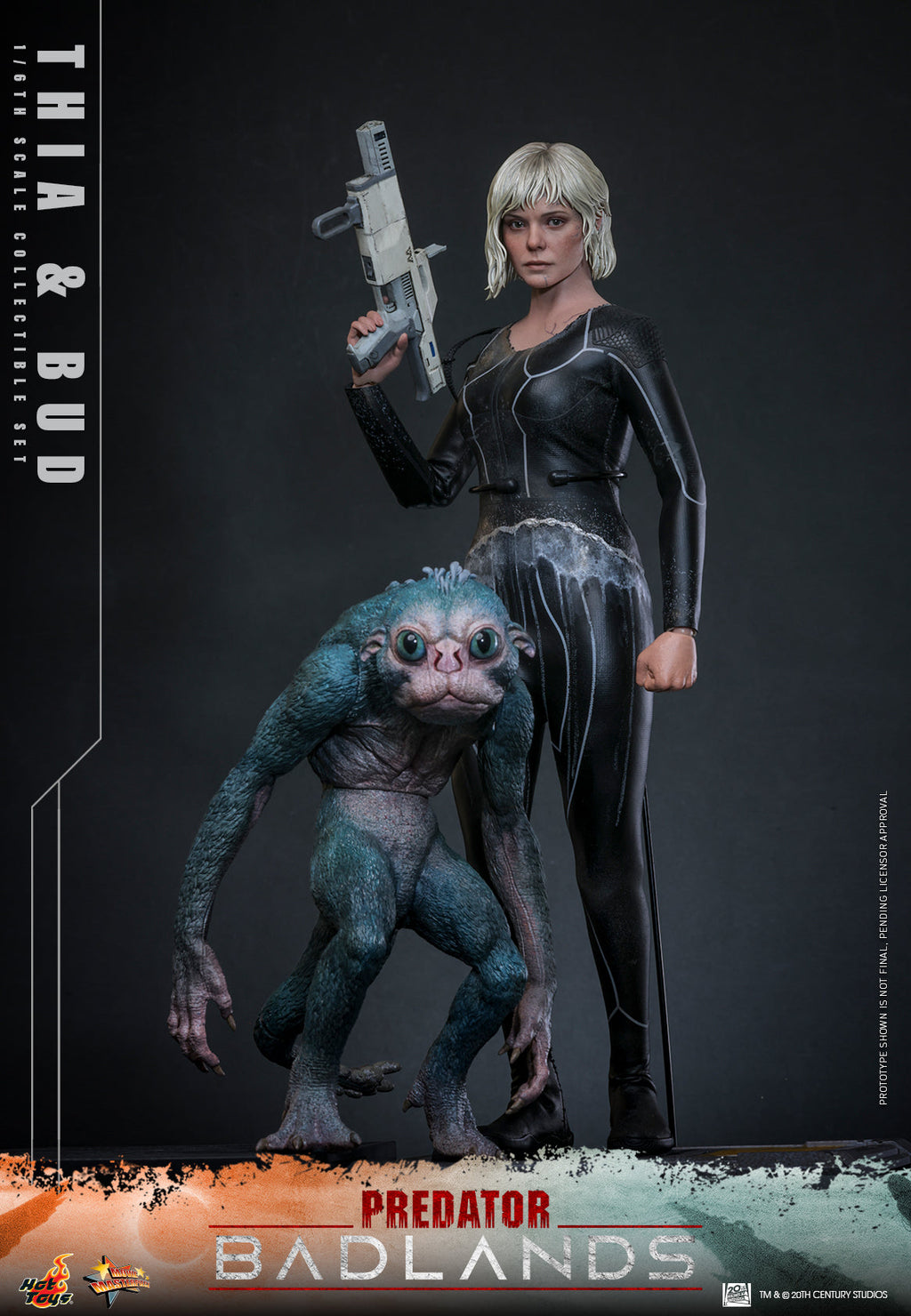 Hot Toys Thia and Bud collectible set