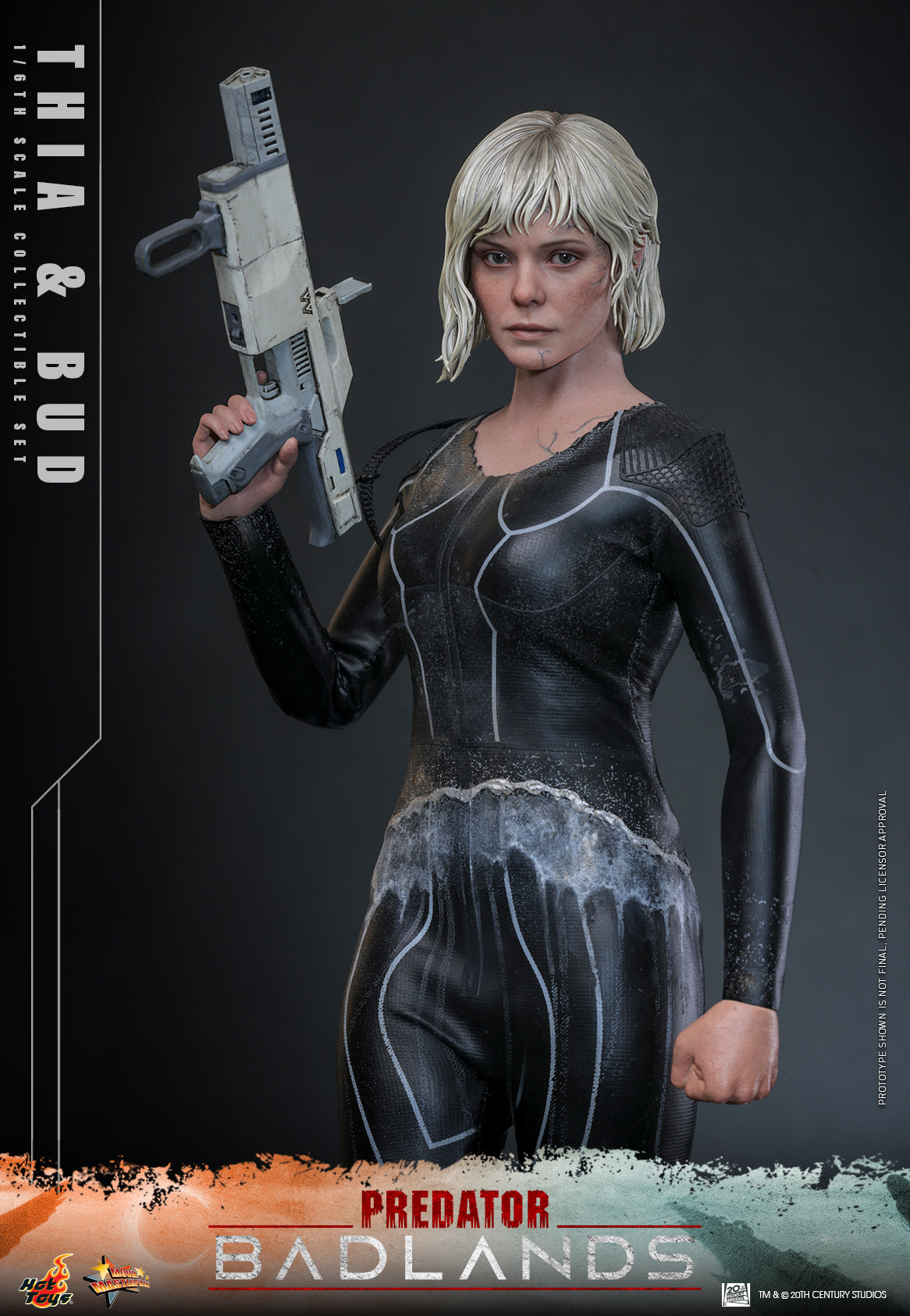 Hot Toys Thia and Bud collectible set