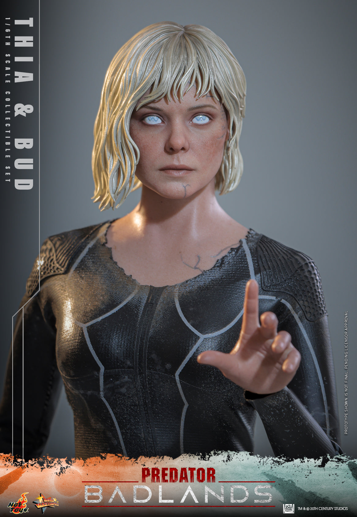 Hot Toys Thia and Bud collectible set