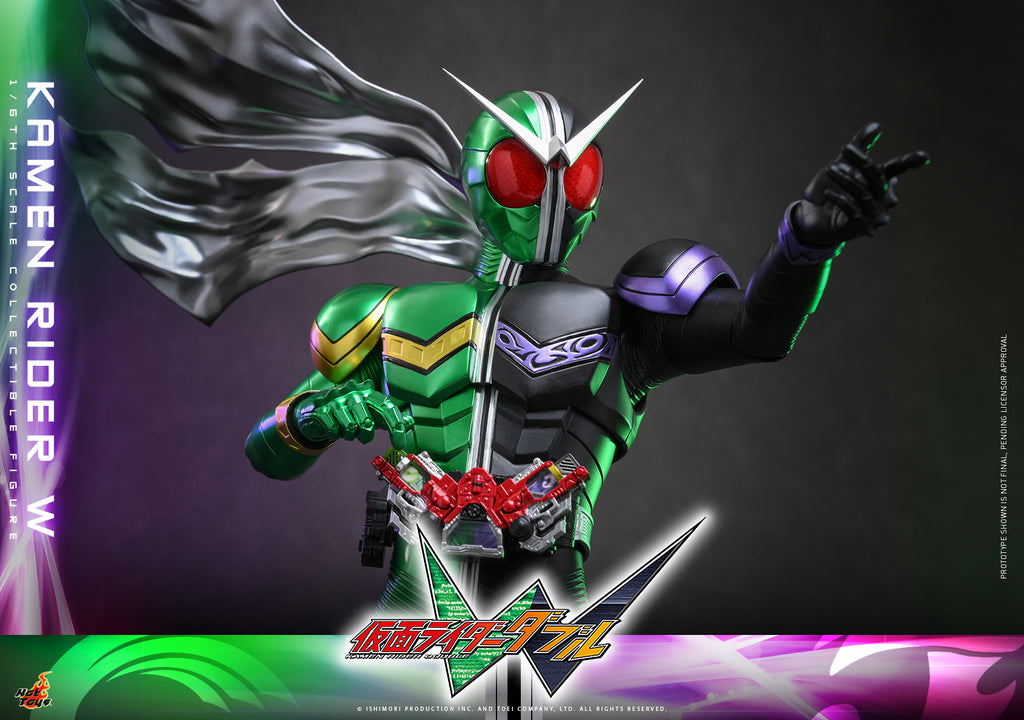 "Kamen Rider W" 1/6th scale Kamen Rider W Collectible Figure