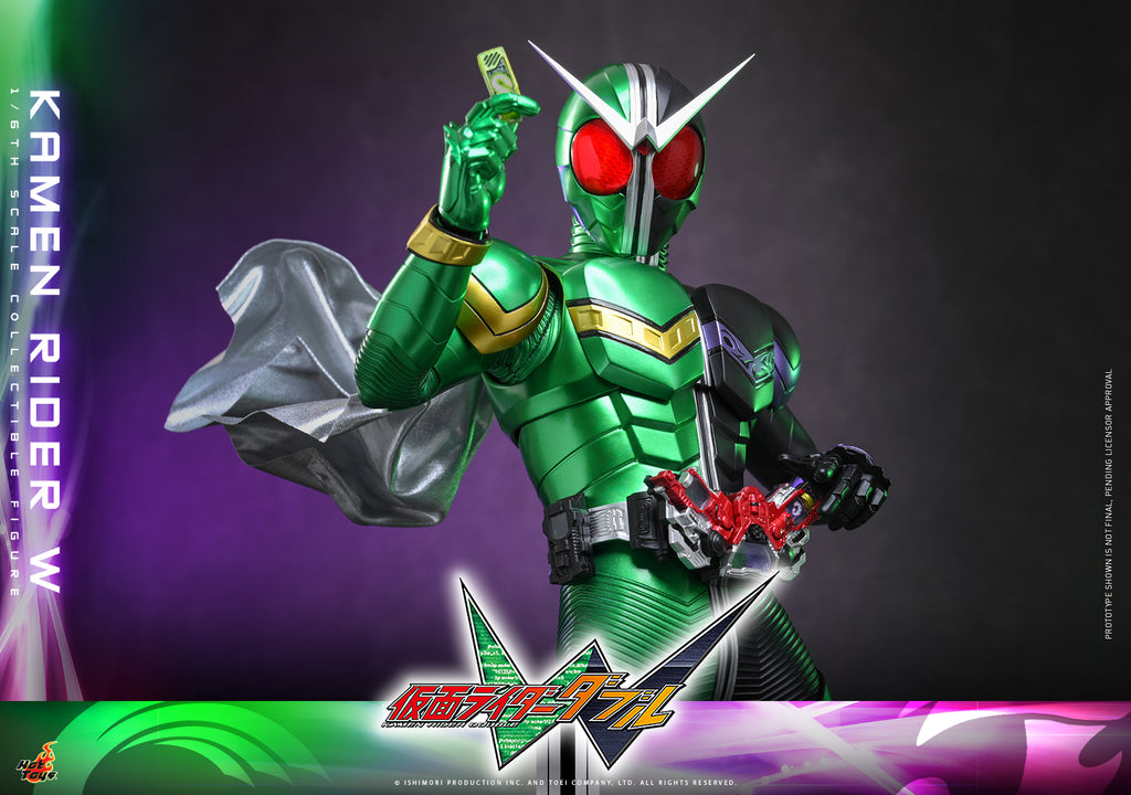 "Kamen Rider W" 1/6th scale Kamen Rider W Collectible Figure